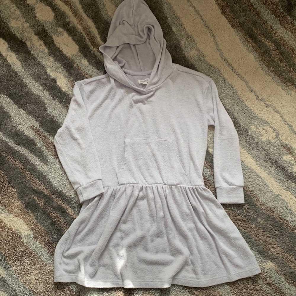 Dresses with hooded dresses - Picture 1 of 2